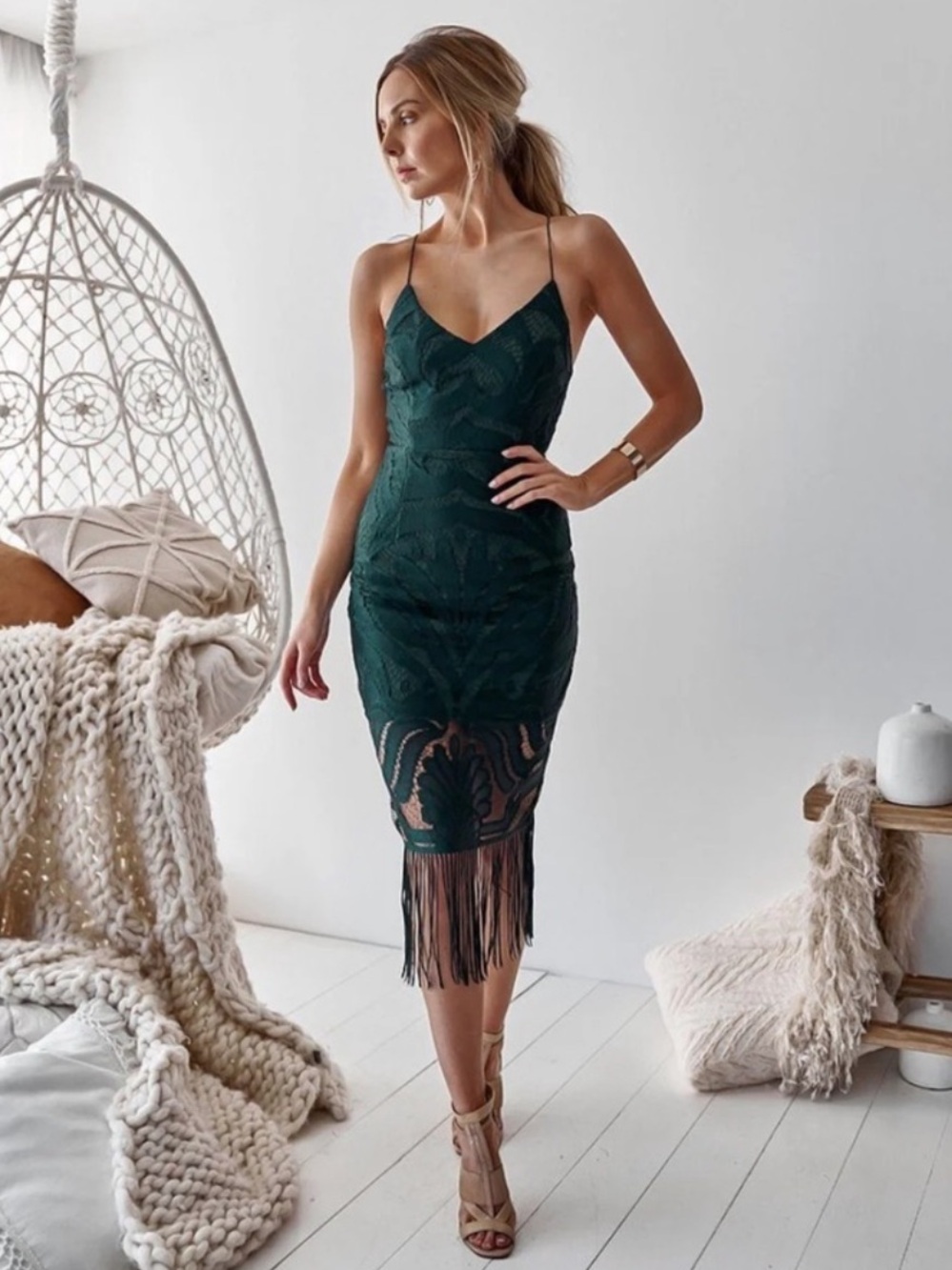 Two Sisters khaleesi dress emerald green size 4